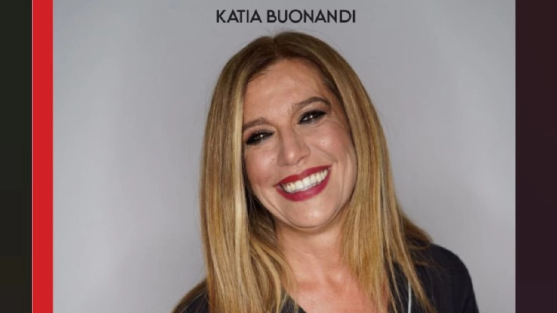 Katia Buonandi presenta il suo libro "I mille colori della Passione". La scrittrice orgogliosa di aver portato "la bellezza" a Castel Di Sangro.